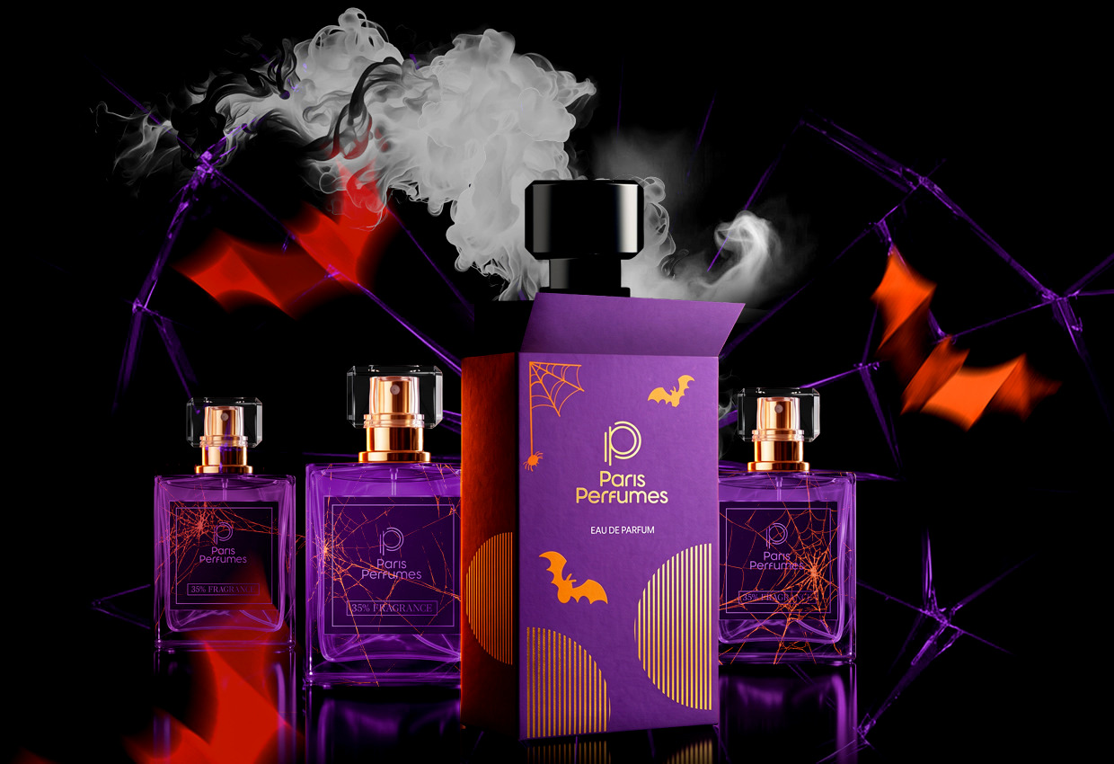 Trys violetiniai Paris Perfumes flakonai ir Helovino dėžutė tarp dūmų, šikšnosparnių ir voratinklių